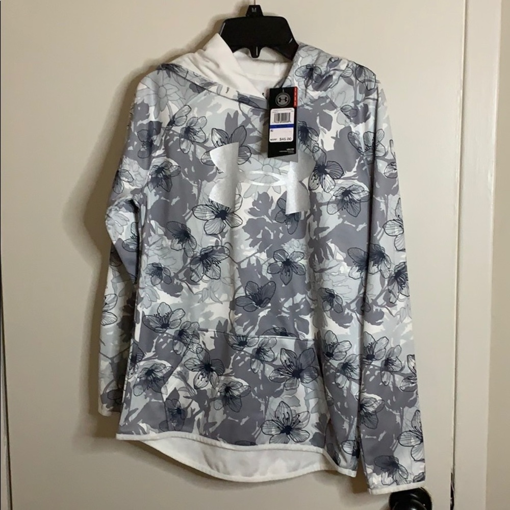 New Girl’s Under Armour Pull over Jacket